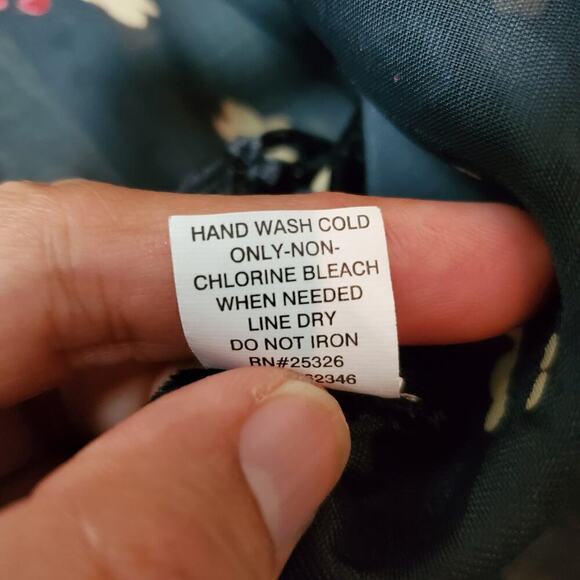 World Market Women Kimono Drape Floral Velvet Trim Fringes One Size Boho Shawl - Picture 7 of 10